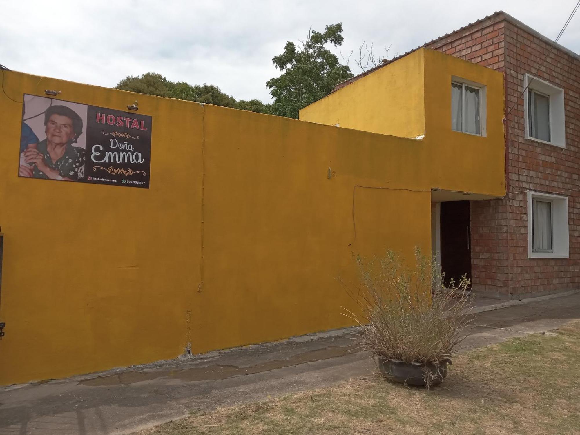 Hostal Dona Emma Florida Exterior photo